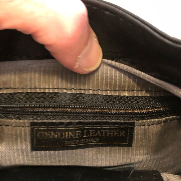 Italian black and brown leather crossbody saddle bag purse. - Picture 7 of 10